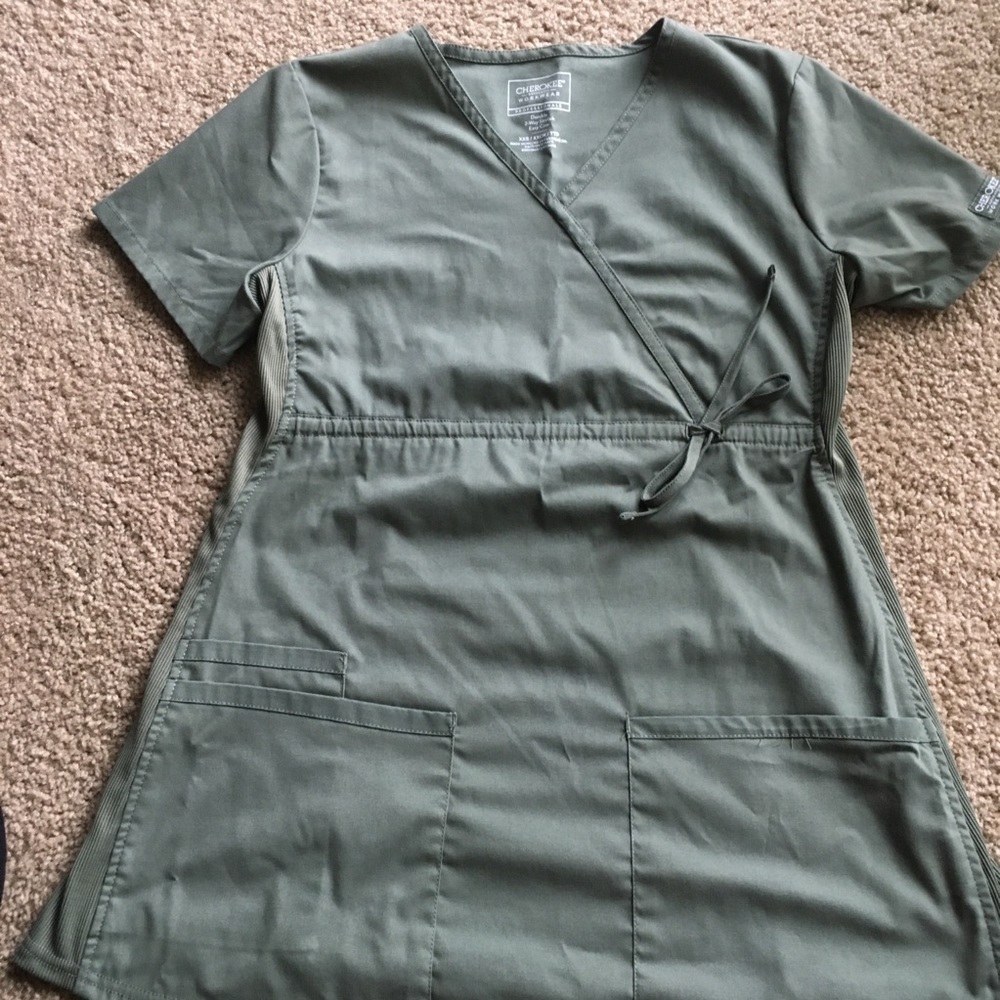 XS maternity scrub set